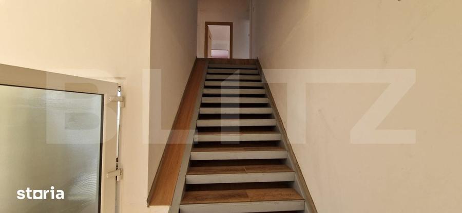 Spațiu comercial, de 300 mp, în Bariera Vâlcii