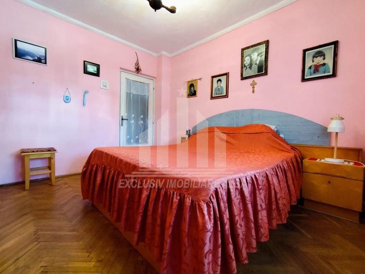 Apartament cu 4 camere decomandat, mobilat în Central
