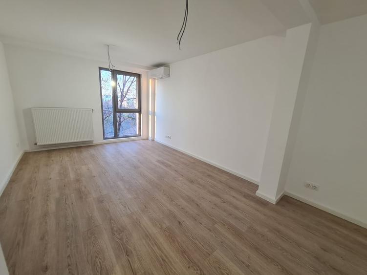 Apartament cu 2 camere decomandat în Lacul Tei