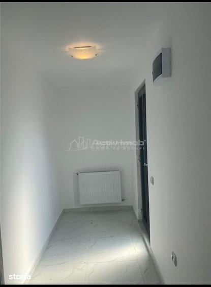 Casă cu 3 camere cu Teren 400 Mp în Central