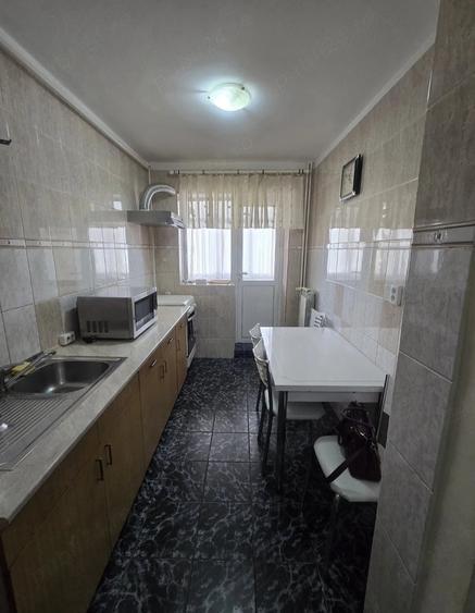 Apartament cu 2 camere decomandat în Semicentral