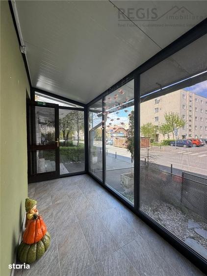 Spațiu comercial, de 32 mp, în Tractorul