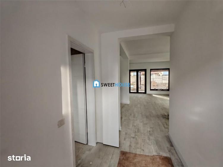 Casă cu 5 camere cu Teren 250 Mp în Central