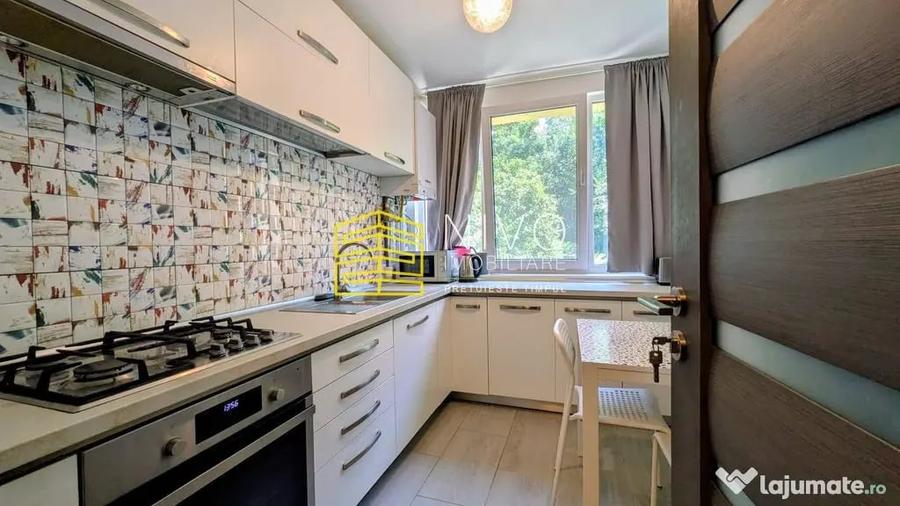 Apartament cu 2 camere decomandat în Cornișa