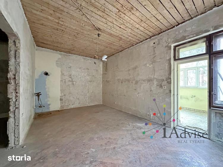 Apartament cu 4 camere în Centrul Istoric
