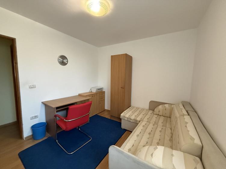 Apartament cu 3 camere, mobilat în Giroc