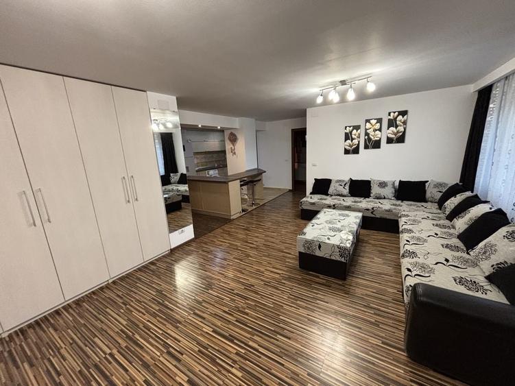 Casă cu 3 camere în Exterior Vest
