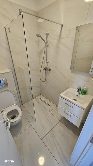 Apartament cu 8 camere în Vest