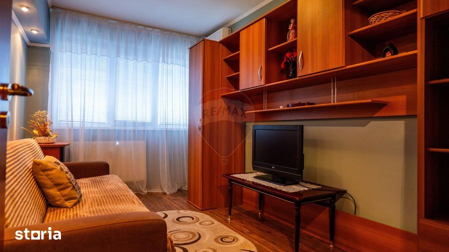 Apartament cu 3 camere decomandat în Pantelimon