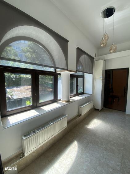 Apartament cu 2 camere decomandat în Cișmigiu