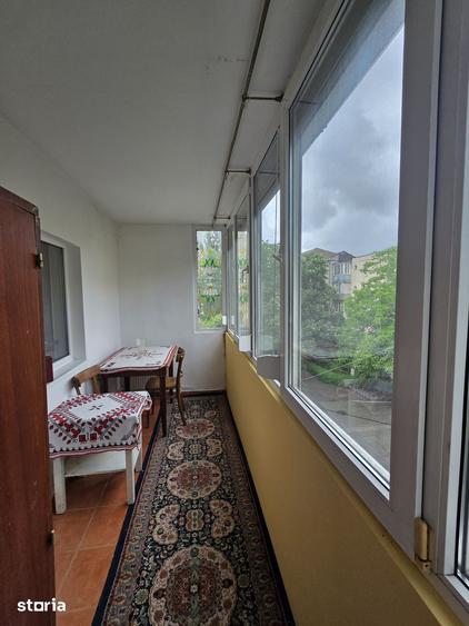 Garsonieră decomandată în Est