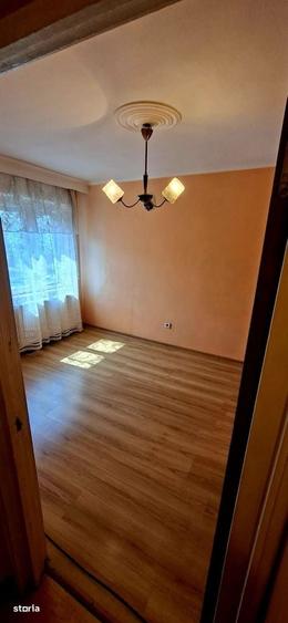 Apartament cu 2 camere decomandat în Trivale