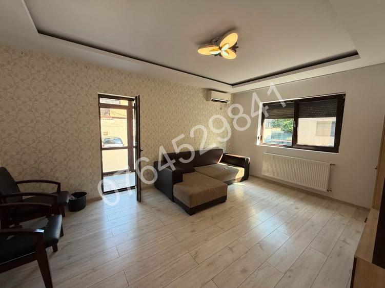Apartament cu 2 camere semidecomandat în Fundeni