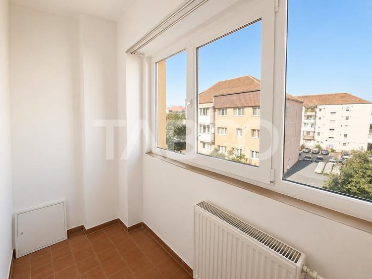Apartament cu 2 camere decomandat în Ștrand