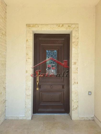 Casă cu Teren 783 Mp în Cornu