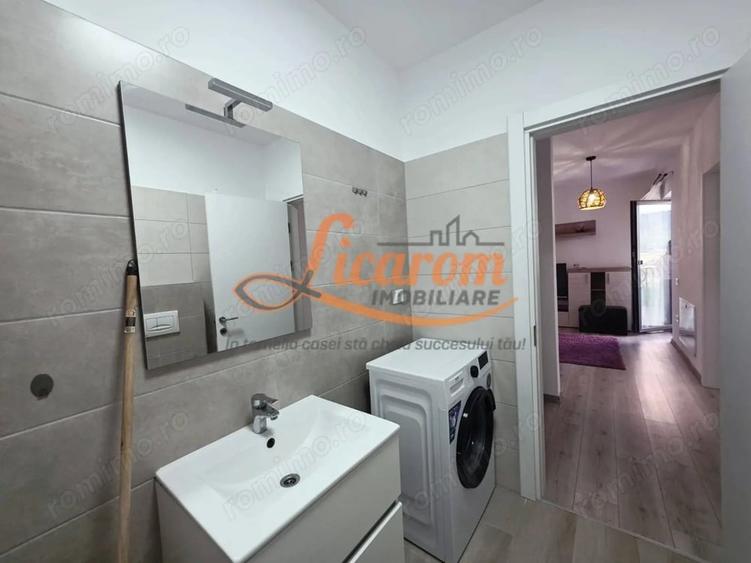 Apartament cu 2 camere semidecomandat în Cristian