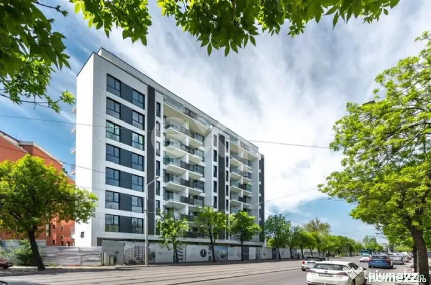 Apartament cu 4 camere decomandat în Aviației