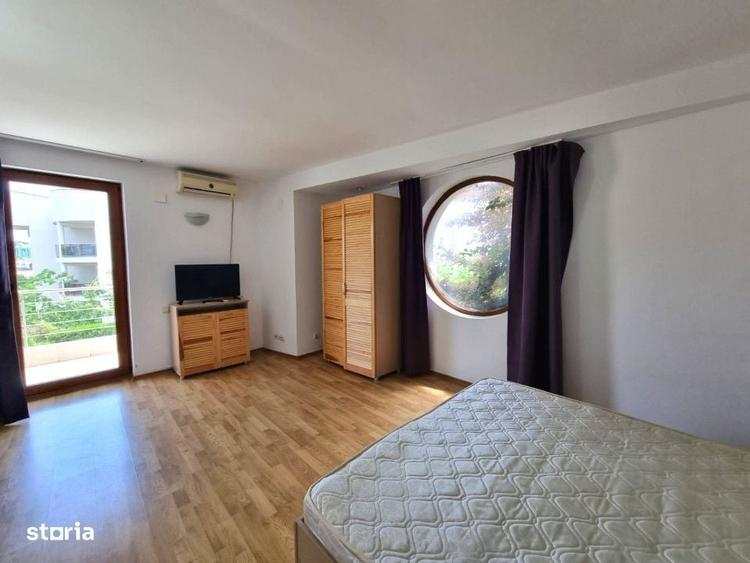 Casă cu 4 camere semidecomandat în Nord