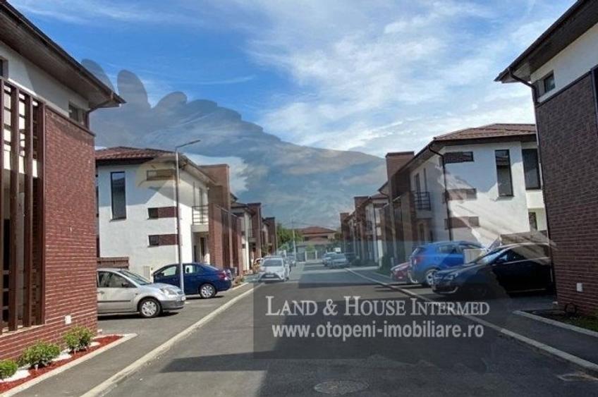Duplex cu 4 camere cu Canalizare în Central