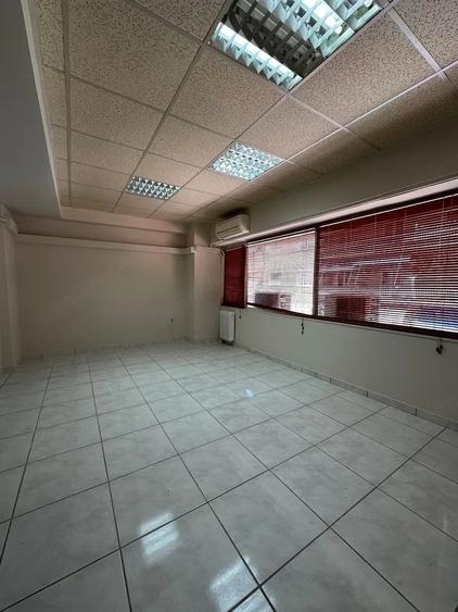 Spațiu comercial, de 50 mp, în Lujerului