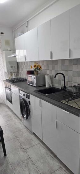 Apartament cu 2 camere decomandat în Militari