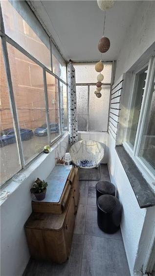 Apartament cu 3 camere decomandat în Complex Studențesc