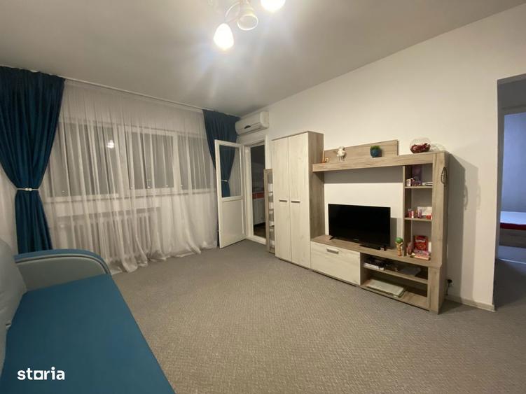 Apartament cu 2 camere semidecomandat, mobilat în Pantelimon