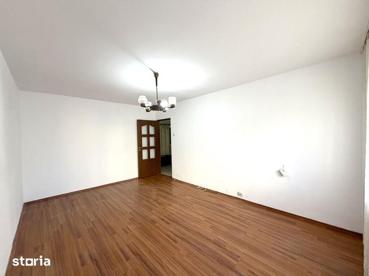 Apartament 3 camere 70 mp etaj 1 cu doua balcoane bloc izolat Bradet - 19