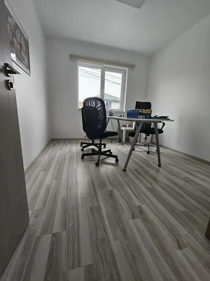 Apartament cu 3 camere decomandat în Theodor Pallady