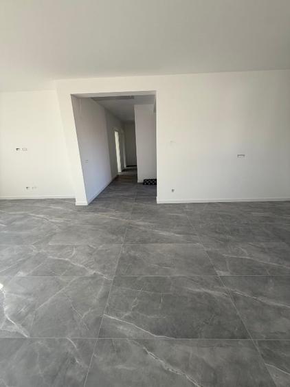 Casă individuală cu 4 camere cu Canalizare în Bod