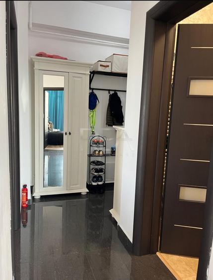Apartament cu 3 camere decomandat în Rahova