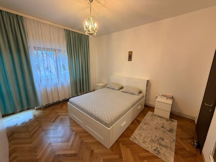 Apartament cu 3 camere circular în Unirii