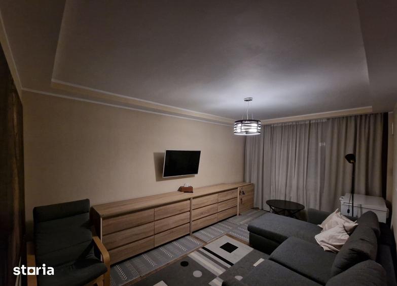 Apartament cu 2 camere în Micro 17