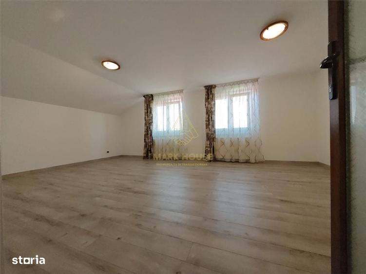Casă cu 4 camere în Lilieci