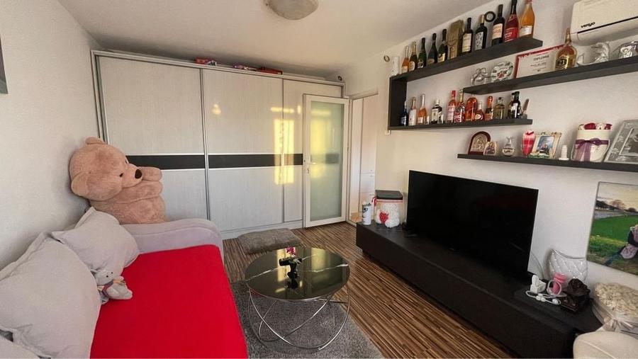 Apartament cu 2 camere decomandat în Drumul Taberei