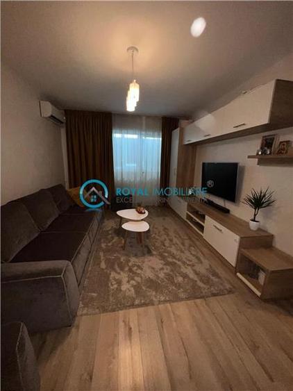 Apartament cu 2 camere decomandat în B-dul București