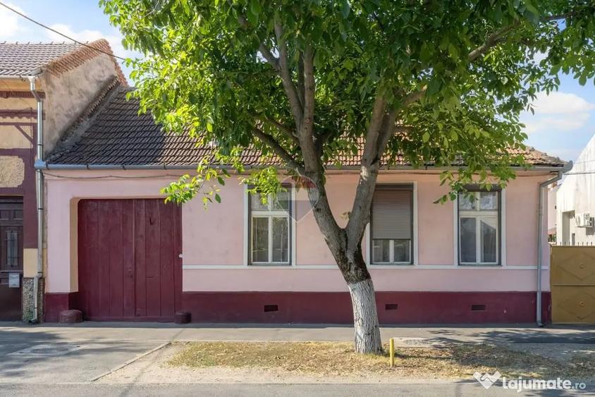 Casa 3 camere | Zona Intim Arad | Mobilata complet - 1