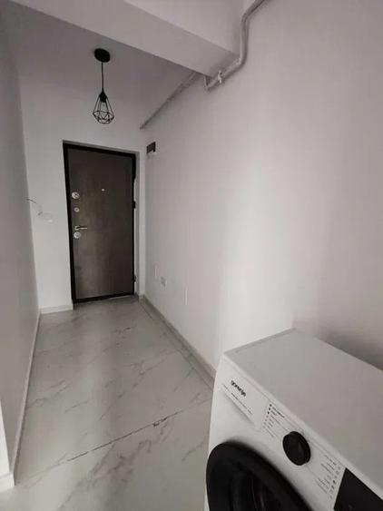 Apartament cu 2 camere decomandat în Vișani