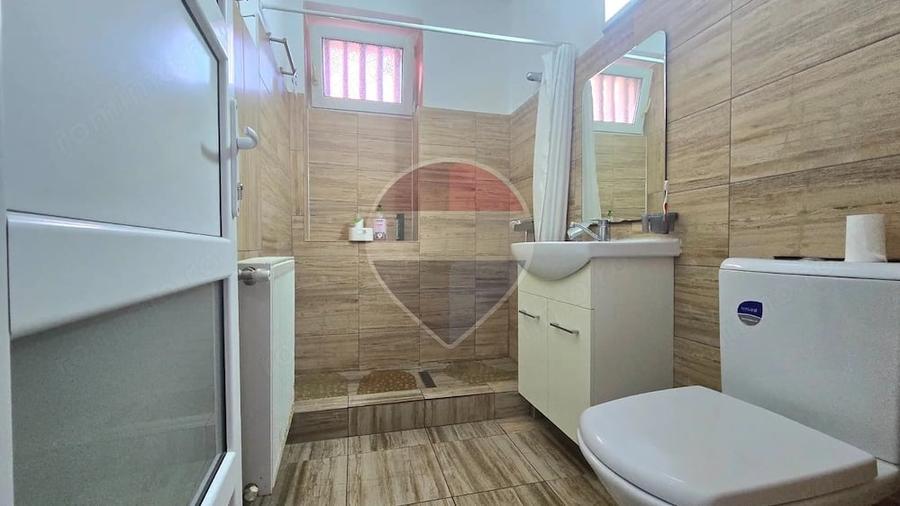Apartament cu 2 camere semidecomandat în Vitrometan