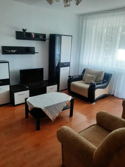 Apartament cu 2 camere în Casa de Cultură