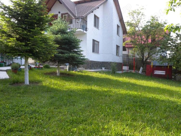 Casă cu 4 camere în Vălenii de Munte