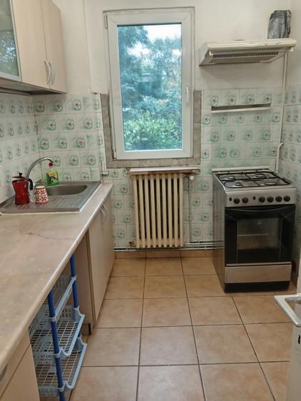 Apartament cu 2 camere în Podu Roș