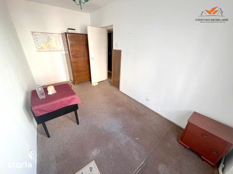 Apartament 3 camere, bloc de caramida, etajul 1, Cetate! - 1