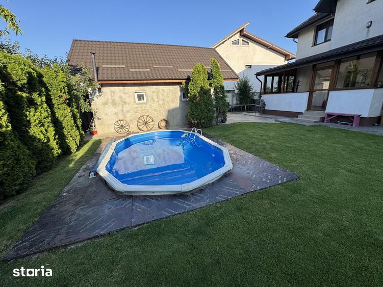 Casă cu 4 camere cu Teren 570 Mp în Central