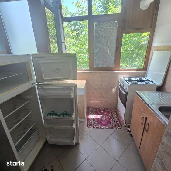 Apartament cu 2 camere decomandat în Republicii