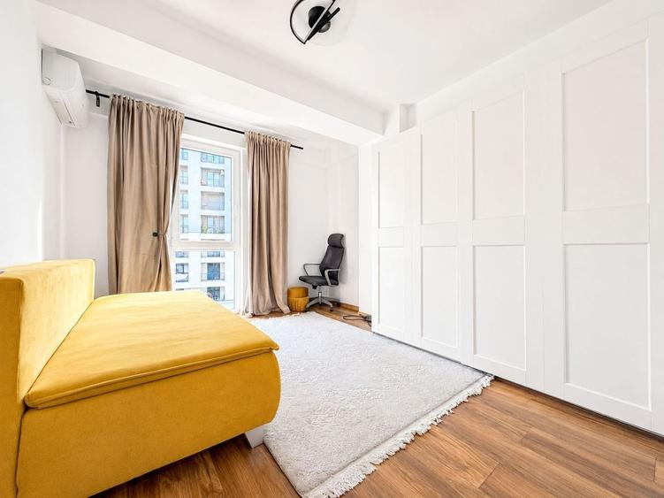 Apartament cu 3 camere decomandat în Aradului