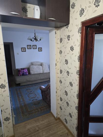 Apartament cu 2 camere semidecomandat în Lacu