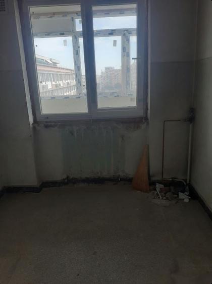 Apartament cu 2 camere semidecomandat în Iancului