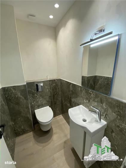 Apartament cu 3 camere în Victoriei