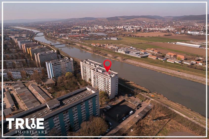 Apartament cu 3 camere decomandat, mobilat în Aleea Carpați